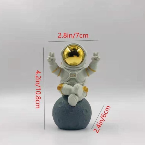 Gold Astronaut Figurine Statue Sculpture Spaceman Décor Sculptures Home Décor - Picture 2 of 6